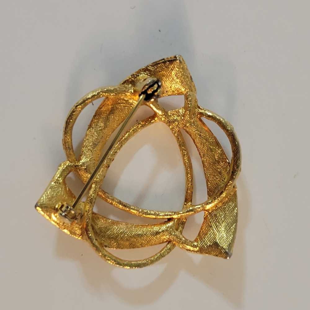 Vintage Trangular Textured Brooch - image 3